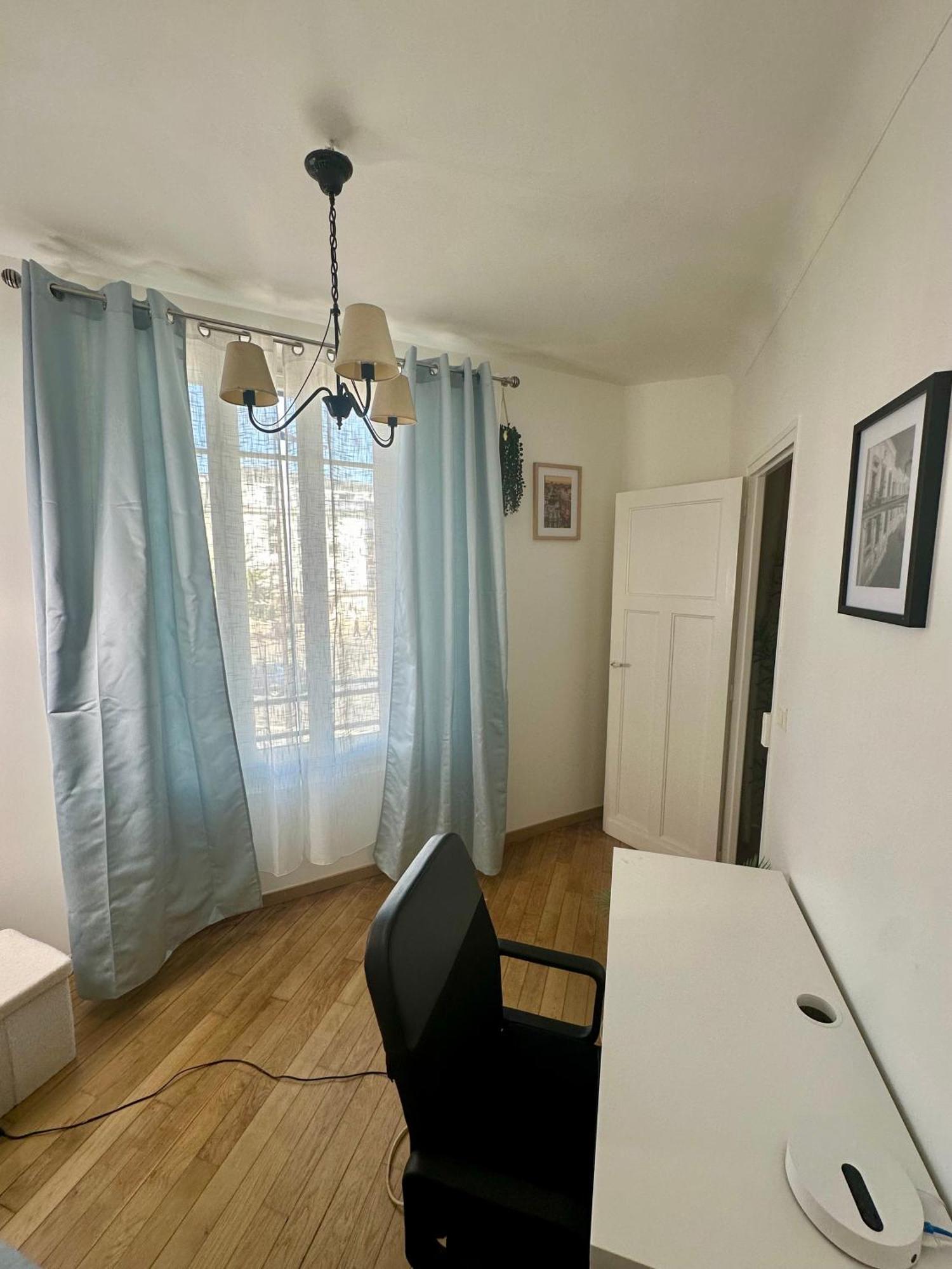 Appartement Moderne Entier Paris-Le Bourget Et Cdg エクステリア 写真