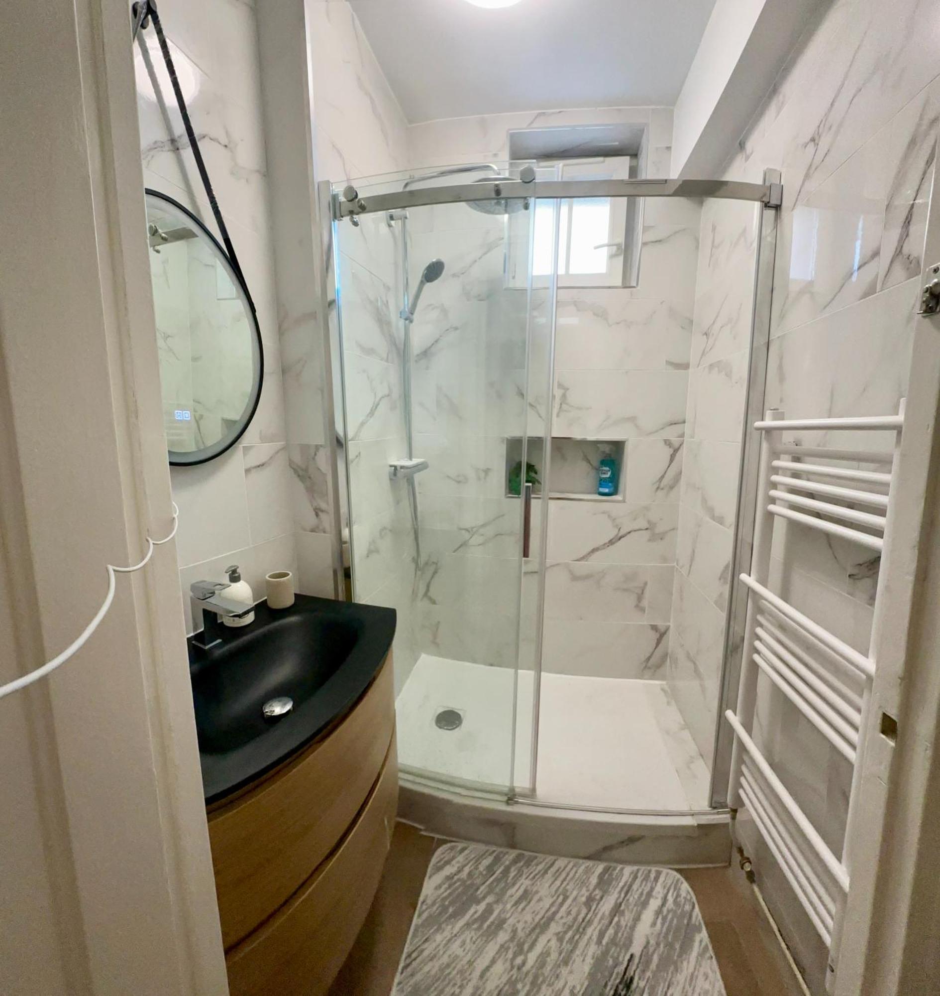 Appartement Moderne Entier Paris-Le Bourget Et Cdg エクステリア 写真