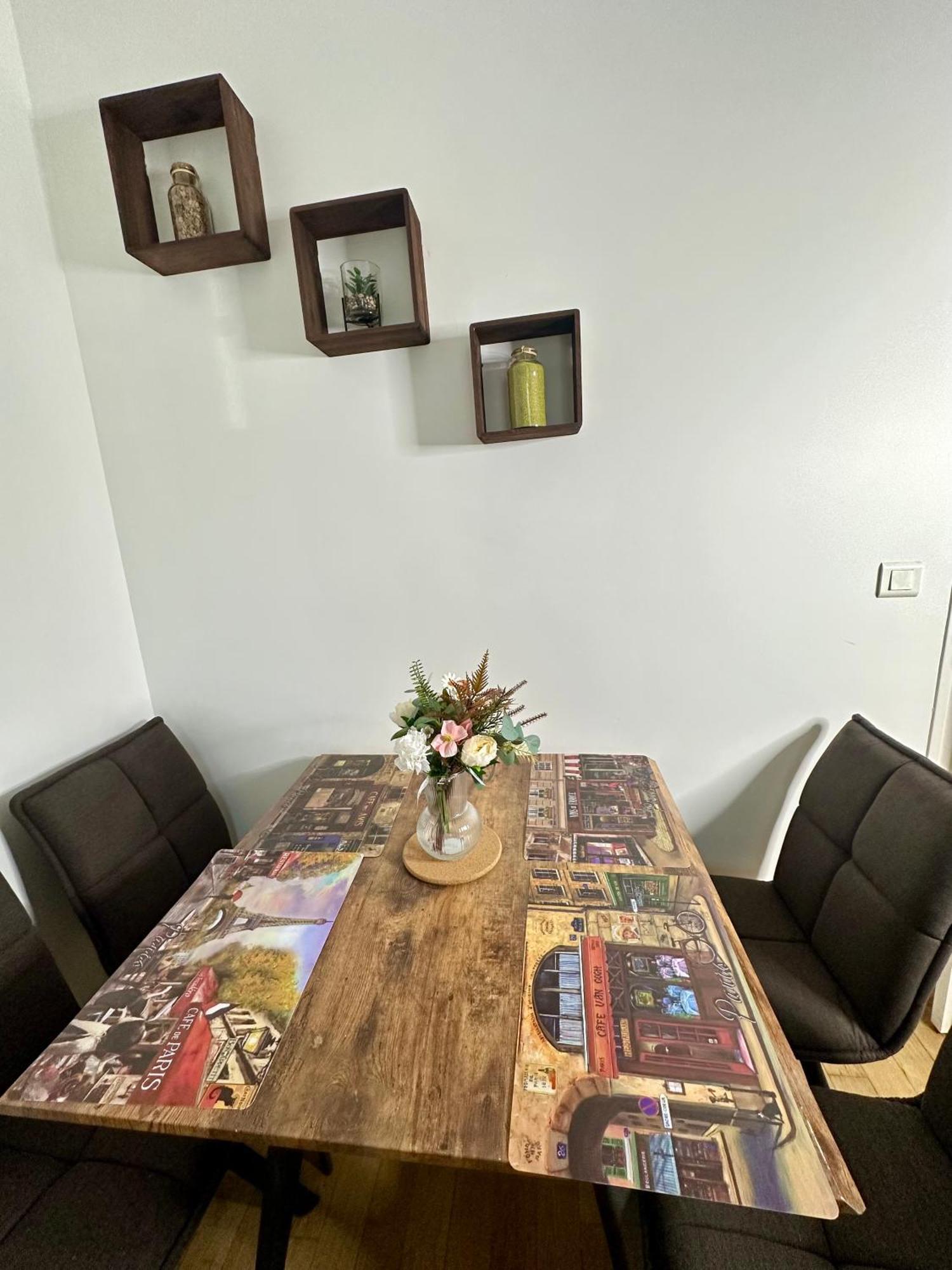 Appartement Moderne Entier Paris-Le Bourget Et Cdg エクステリア 写真
