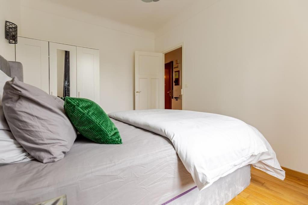 Appartement Moderne Entier Paris-Le Bourget Et Cdg エクステリア 写真